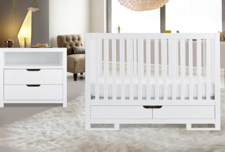 Karla Dubois OSLO Crib in Pure White
