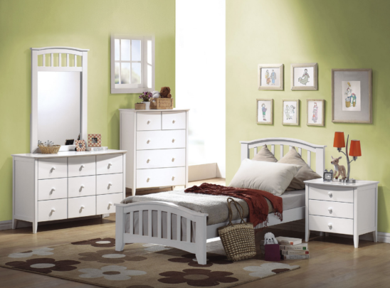 twin toddler bed in white finish
