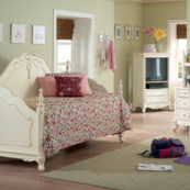 1386 daybed in cream